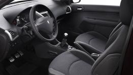 Peugeot 206+ Hatchback - widok ogólny wnętrza z przodu