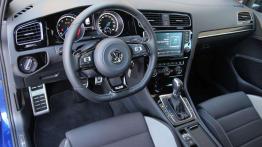 Volkswagen Golf R Variant - ogniste kombi