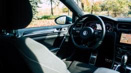 Volkswagen Golf R - galeria redakcyjna (2) - pełny panel przedni