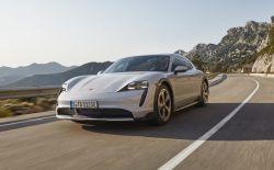 Porsche Taycan Cross Turismo Performance Plus 93.4kWh 476KM 350kW od 2021