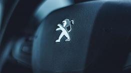Peugeot 208 GTI - zabawa do rana