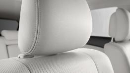 Toyota Avensis III kombi Facelifting - zagłówek na fotelu pasażera, widok z przodu