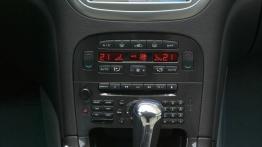 Peugeot 607 - konsola środkowa