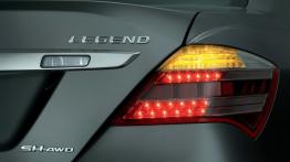 Honda Legend 2008 - prawy tylny reflektor - włączony