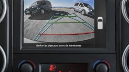Peugeot Partner II Tepee Facelifting (2015) - ekran systemu multimedialnego