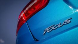 Ford Focus III Sedan Facelifting (2015) - emblemat