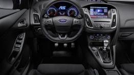 Ford Focus III RS (2016) - kokpit