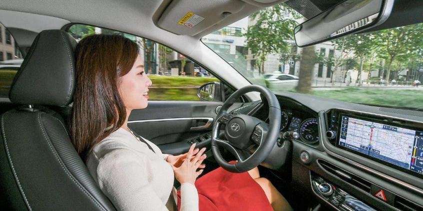 Tempomat Hyundaia ze sztuczną inteligencją