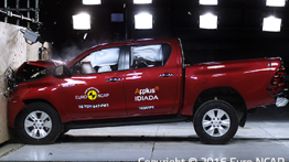 Toyota Hilux Double-Cab, 2.4 diesel 4x4, safety pa