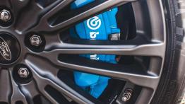 Ford Focus RS (2016) - galeria redakcyjna - zacisk hamulcowy