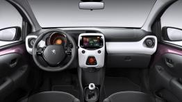 Peugeot 108 (2014) - wersja 5-drzwiowa - pełny panel przedni