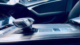 Audi A7 50 TDI 286 KM - galeria redakcyjna - d?wignia zmiany biegów