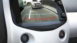 Peugeot 108 (2014) - wersja 5-drzwiowa - ekran systemu multimedialnego