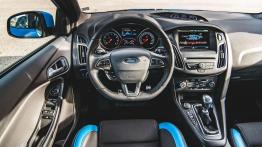Ford Focus RS (2016) - galeria redakcyjna - kokpit