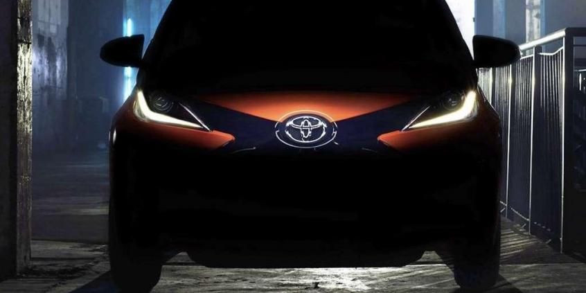 Nowa Toyota Aygo na pierwszej fotografii