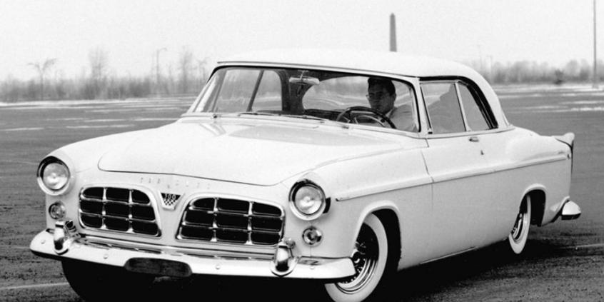 10.02.1955 | Chrysler C-300 trafia do sprzedaży