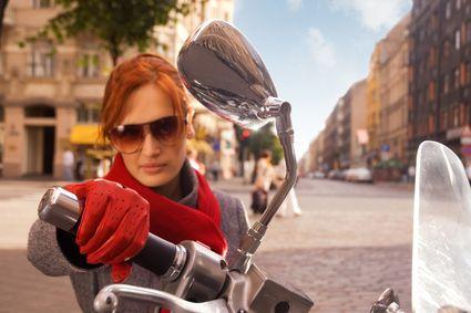 Kobieta i motocykl – co i jak wybrać?