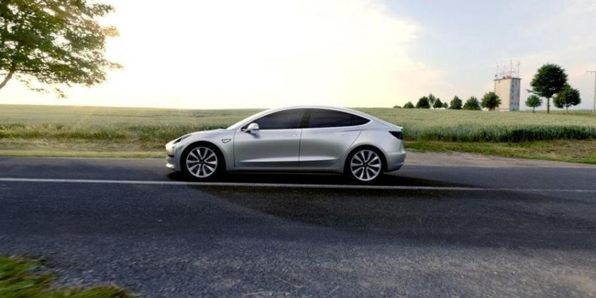 Tesla zaprezentowała najtańszy model