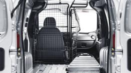 Peugeot Bipper - tylna kanapa złożona, widok z bagażnika