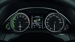 Audi Q5 Hybrid - deska rozdzielcza