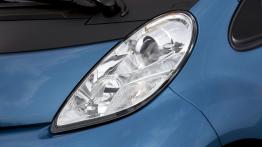Peugeot iOn - lewy przedni reflektor - wyłączony