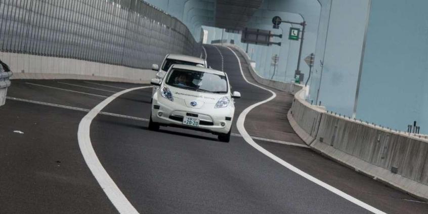 Nissan Leaf Piloted Drive - autopilot do 2020 roku
