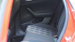 Volkswagen Polo GTI 2.0 TSI 200 KM - galeria redakcyjna - tylna kanapa
