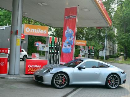 #Porsche #Porsche911Carrera4S #CircleK #tankowanie