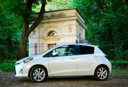 Toyota Yaris Hybrid - Oceń swoje auto