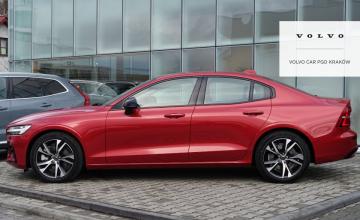 Volvo S60 III Sedan Facelifting 2.0 B5 250KM 2024 Plus Motyw: Dark, zdjęcie 3