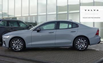 Volvo S60 III Sedan Facelifting 2.0 B5 250KM 2024 Plus Motyw Dark, zdjęcie 3