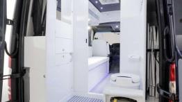 Mercedes-Benz Sprinter Caravan Concept - salon na kołach