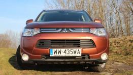 Mitsubishi Outlander 2.2 DI-D - zyskuje przy bliższym poznaniu