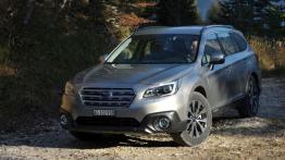 Subaru Outback 2015 2.5i - wersja europejska - widok z przodu