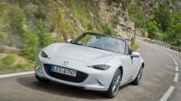 Mazda MX-5 IV White (2015) - widok z przodu