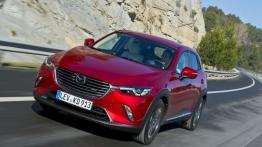 Mazda CX-3 SKYACTIV-G AWD (2015) - widok z przodu