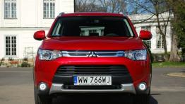 Mitsubishi Outlander III Facelifting - galeria redakcyjna - widok z przodu