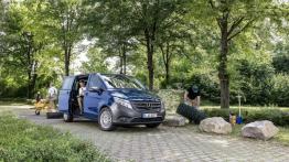 Mercedes Vito III Mixto 111 CDI (2014) - widok z przodu