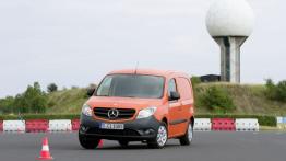 Mercedes Citan I Furgon Kompakt 1.5 109 CDI 90KM 66kW 2012-2019