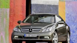 Mercedes Klasa E W212 Coupe 200 CGI BlueEFFICIENCY 184KM 135kW 2009-2012