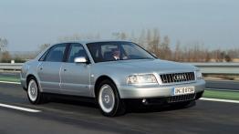 Audi A8 2000 - widok z przodu