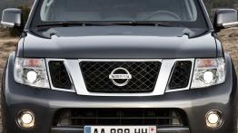 Nissan Navara III Double Cab Facelifting 2.5 D 140KM 103kW od 2013