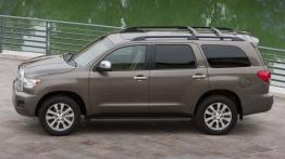 Toyota Sequoia II 5.7 i 381KM 280kW 2008-2017