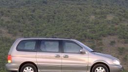 Kia Carnival - prawy bok