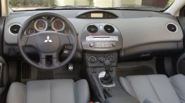 Mitsubishi Eclipse - pełny panel przedni