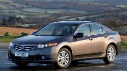 Honda Accord VIII Sedan 2.0 VTEC 156KM 115kW 2008-2016