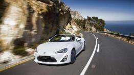 Toyota zbuduje model GT86 Cabrio samodzielnie