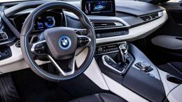 BMW rozważa model i8 z silnikiem V10?