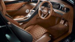 Bentley EXP 10 Speed 6 - odwrócenie uwagi