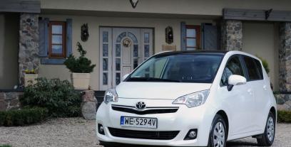 Toyota Verso-S 1.33 Dual VVT-i 99KM 73kW 2011-2013